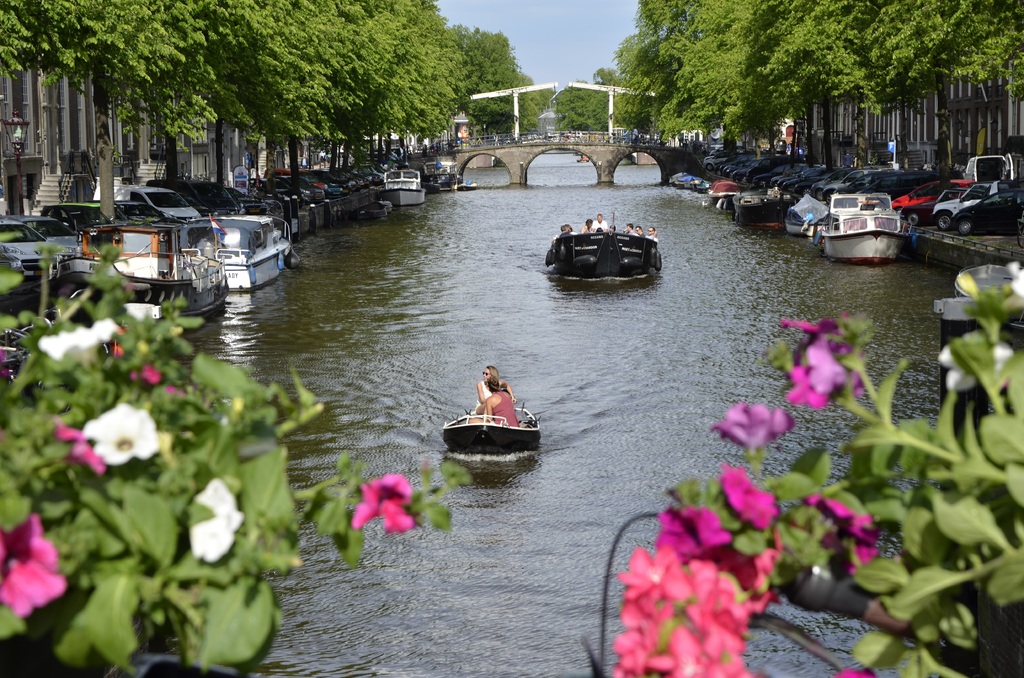 water-hiking-boat-flower-river-canal-684687-pxhere.com.jpg